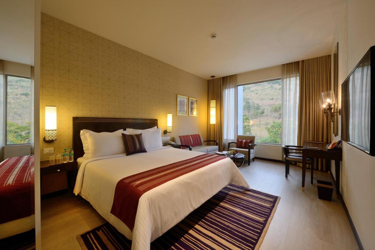 Marasa Sarovar Premiere Tirupati Exteriér fotografie Deluxe Room
