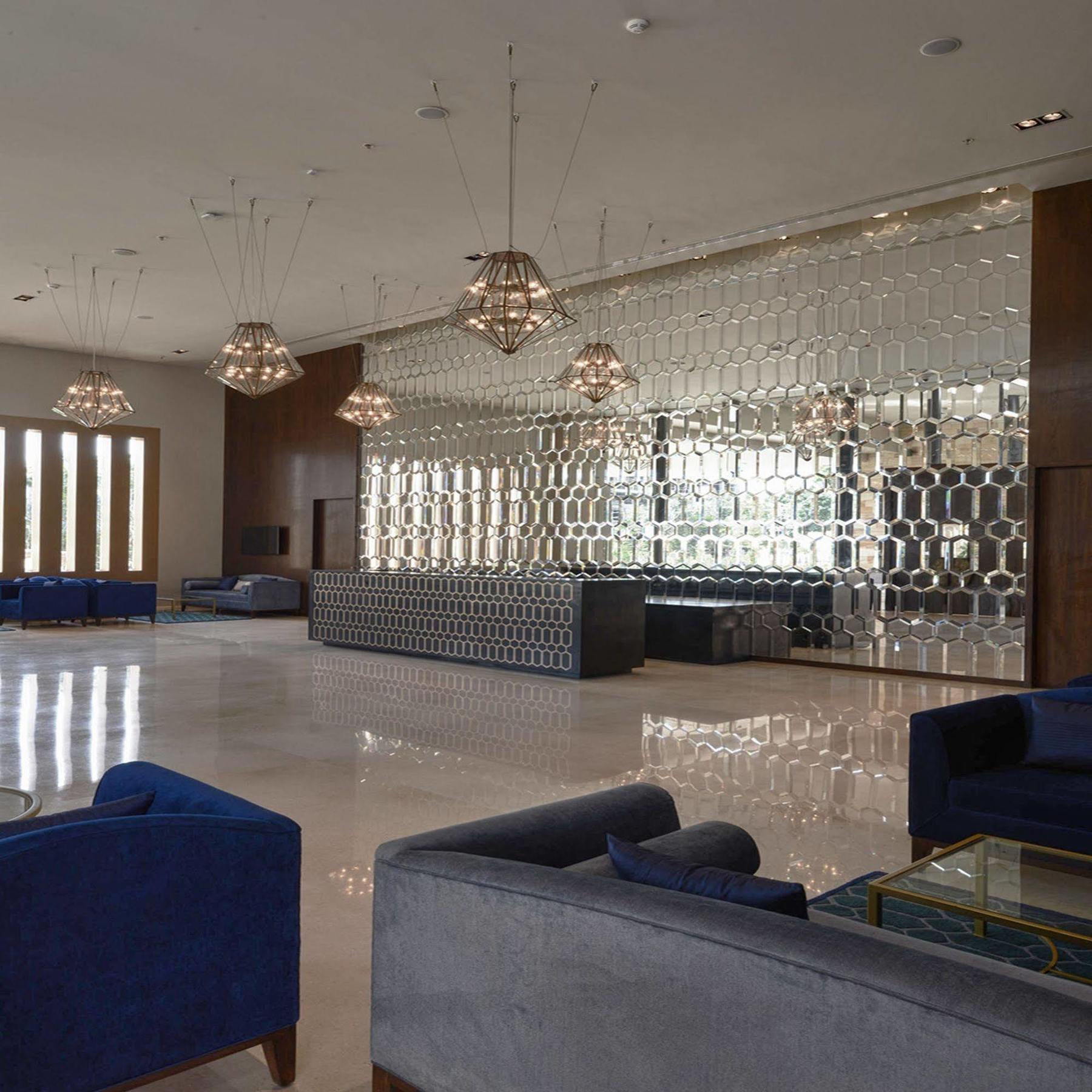 Marasa Sarovar Premiere Tirupati Exteriér fotografie The lobby of the hotel